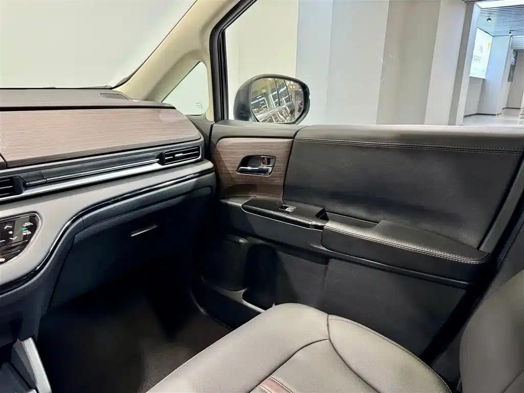 Odyssey 2024 2.0L e:HEV Elite Enjoy Edition — миниатюра 20