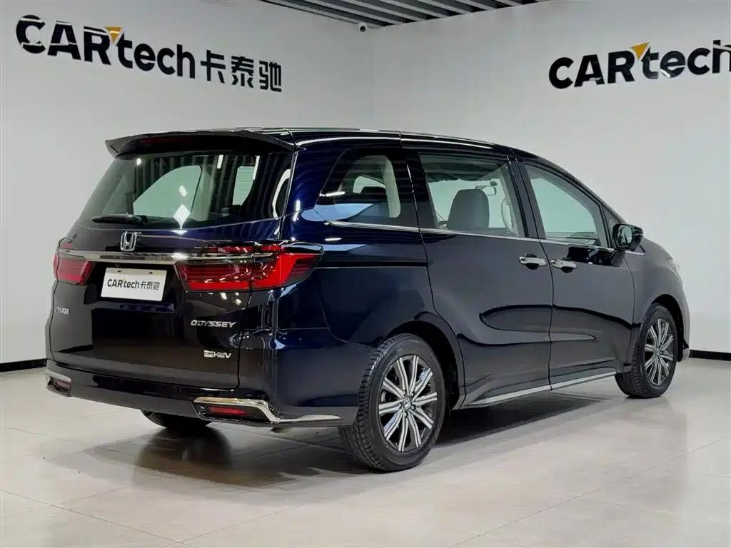 Odyssey 2024 2.0L e:HEV Elite Enjoy Edition — миниатюра 4