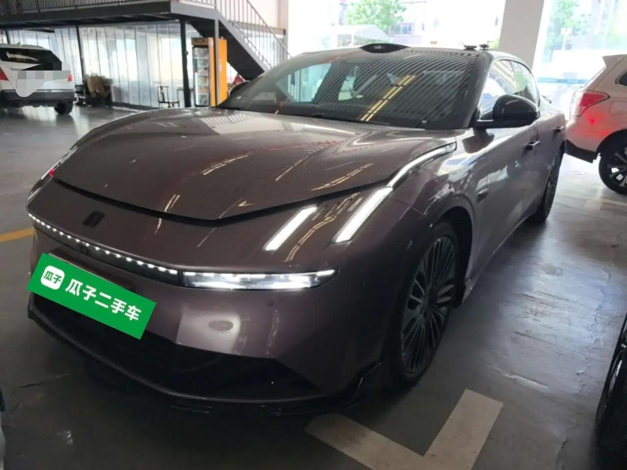 Lynk & Co 10 EM-P 2025 Model 240 Four-Wheel Drive Ultra — миниатюра 1