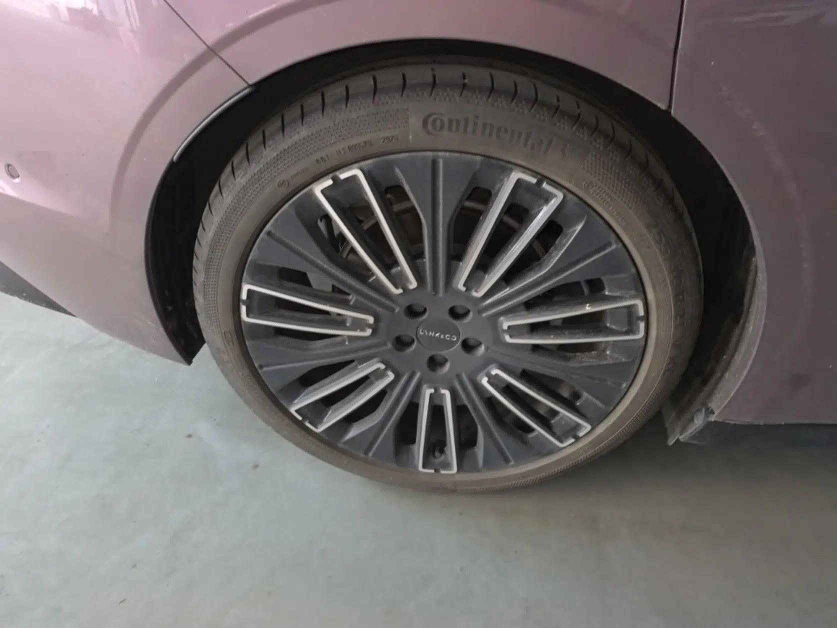 Lynk & Co 10 EM-P 2025 Model 240 Four-Wheel Drive Ultra — миниатюра 11