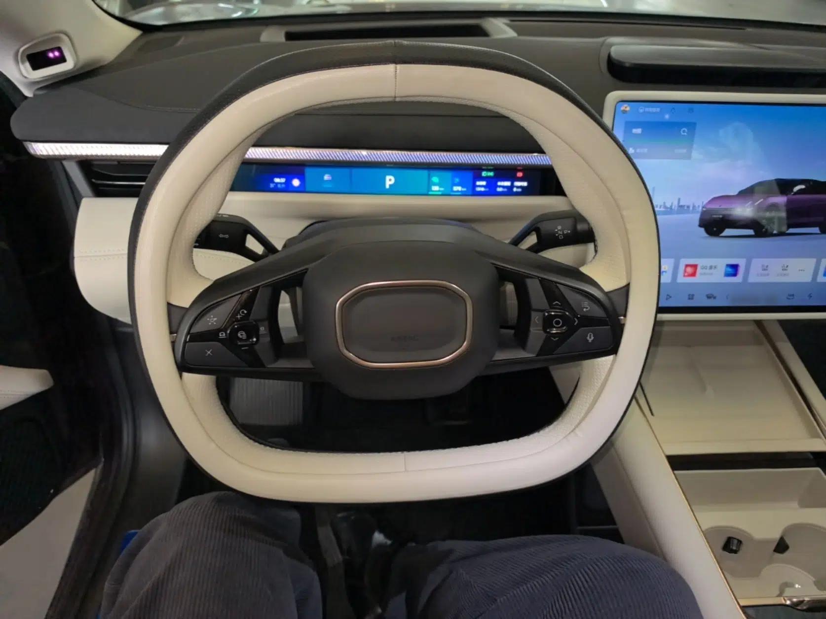 Lynk & Co 10 EM-P 2025 Model 240 Four-Wheel Drive Ultra — миниатюра 13