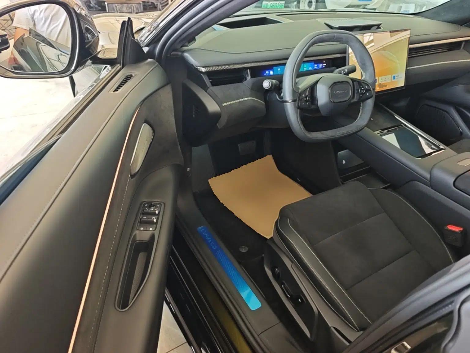 Lynk & Co 10 EM-P 2025 Model 240 All-Wheel Drive Ultra—Sport Edition — миниатюра 18