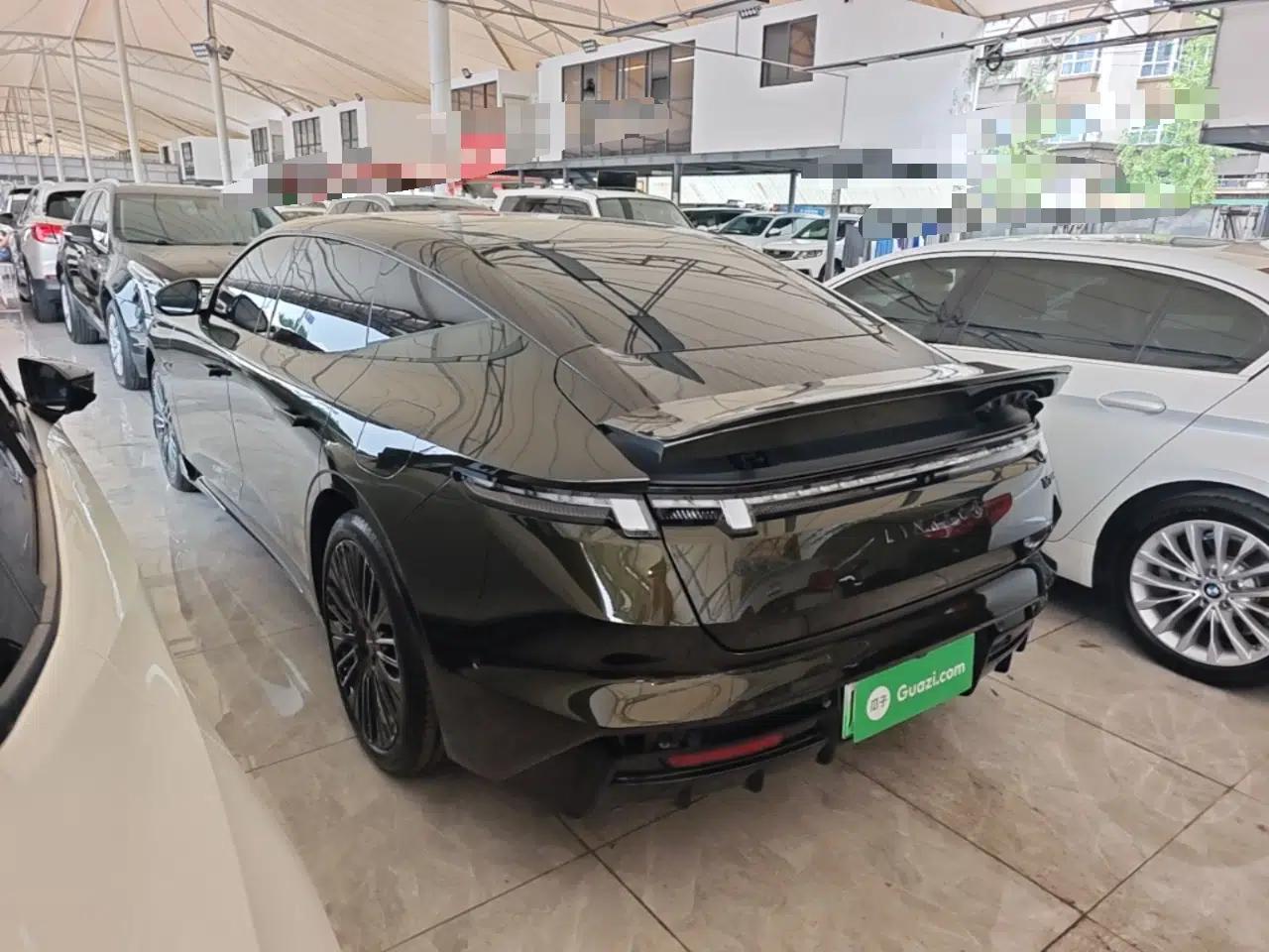 Lynk & Co 10 EM-P 2025 Model 240 All-Wheel Drive Ultra—Sport Edition — миниатюра 4