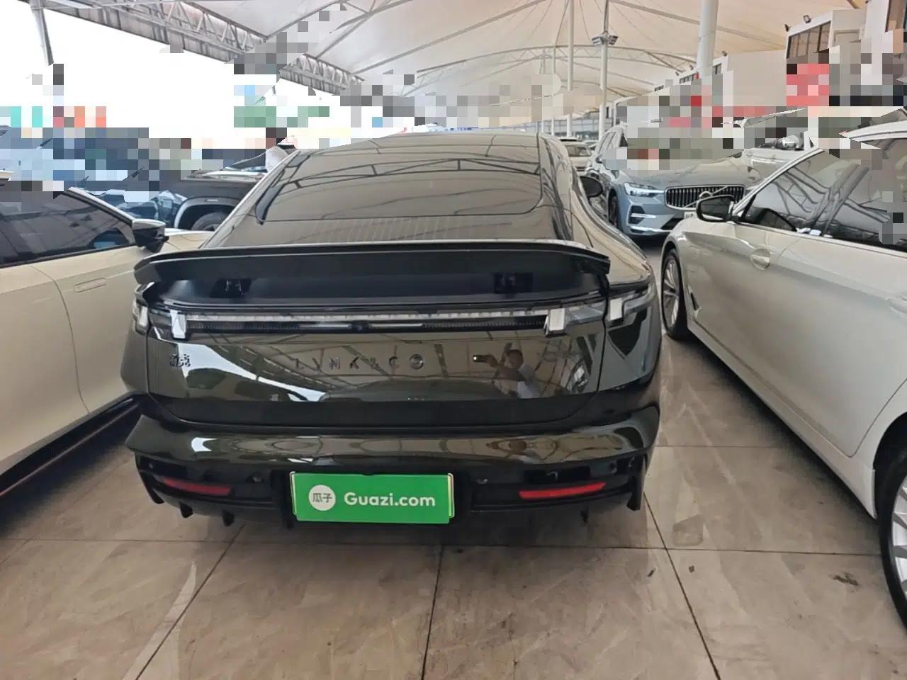 Lynk & Co 10 EM-P 2025 Model 240 All-Wheel Drive Ultra—Sport Edition — миниатюра 5