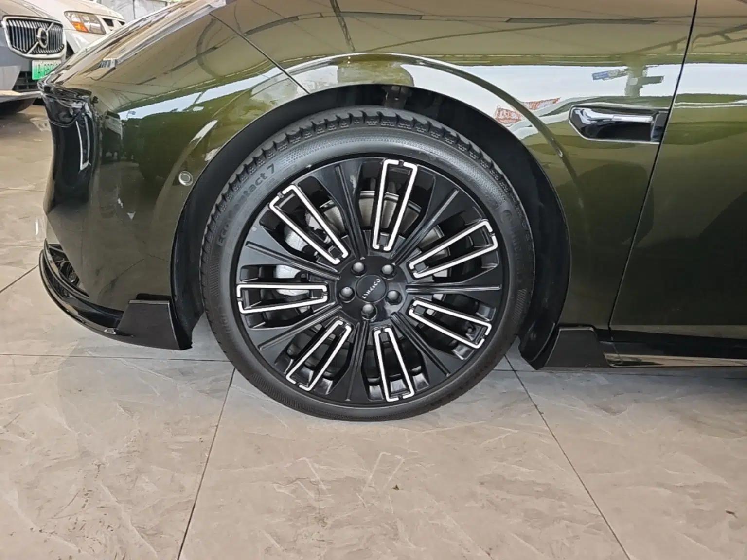 Lynk & Co 10 EM-P 2025 Model 240 All-Wheel Drive Ultra—Sport Edition — миниатюра 10