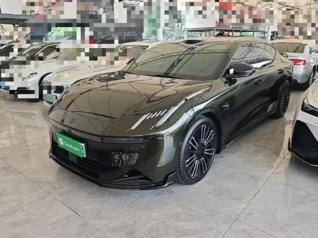 Lynk & Co 10 EM-P 2025 Model 240 All-Wheel Drive Ultra—Sport Edition