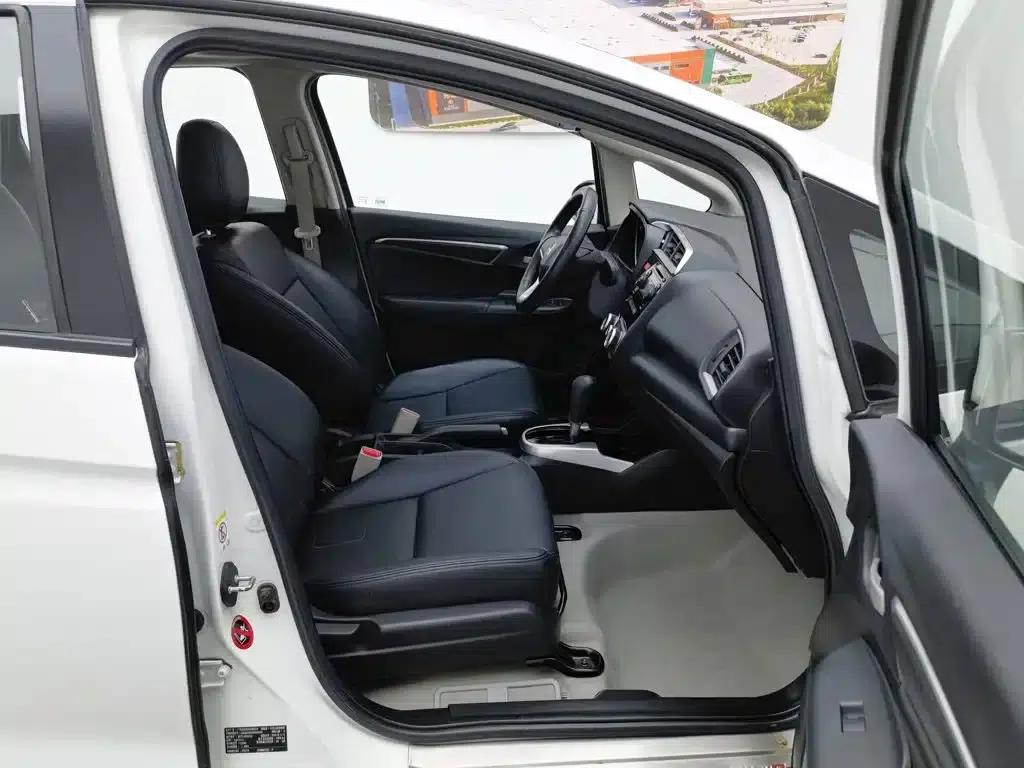Honda Fit 2014 1.5L EX CVT Elite — миниатюра 23