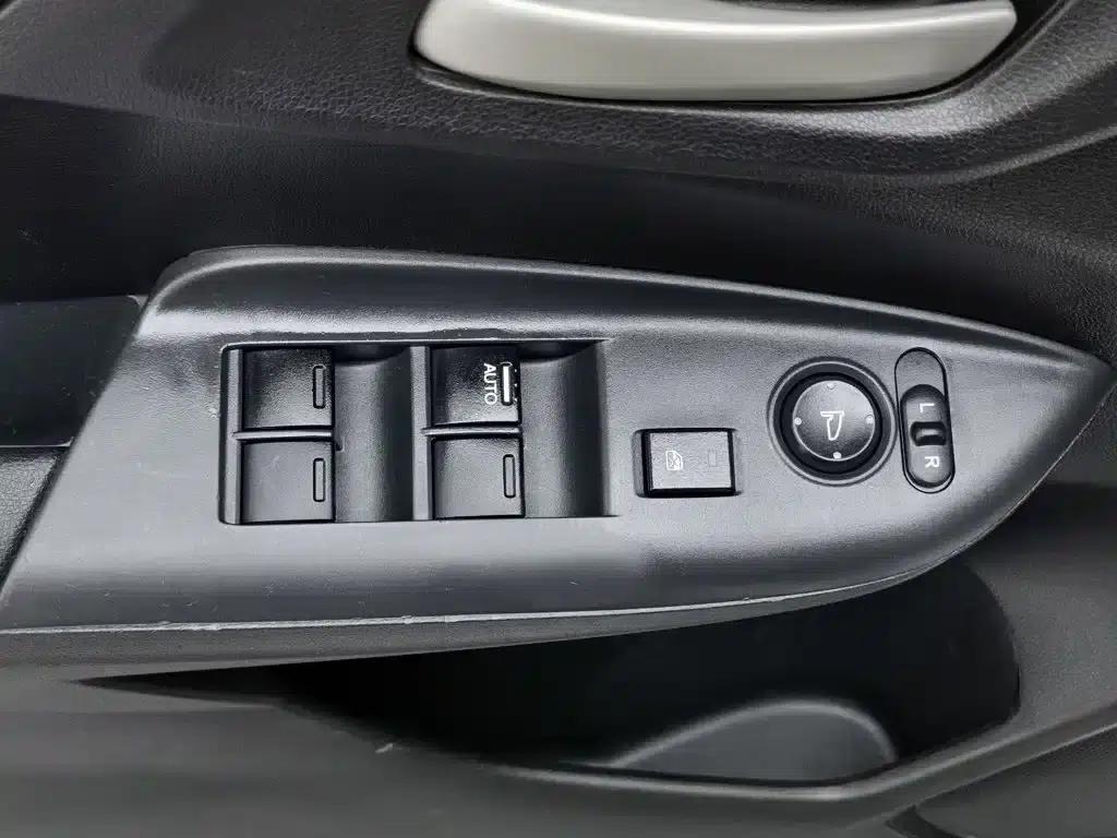 Honda Fit 2014 1.5L EX CVT Elite — миниатюра 9