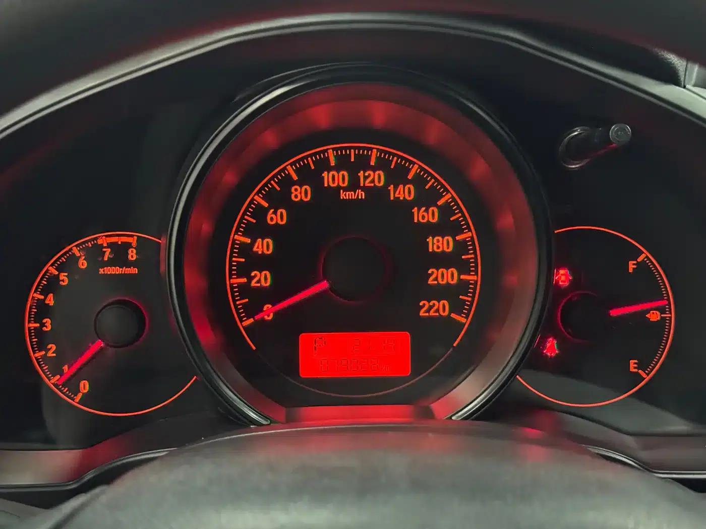 Honda Fit 2018 1.5L CVT Comfort Edition — миниатюра 6