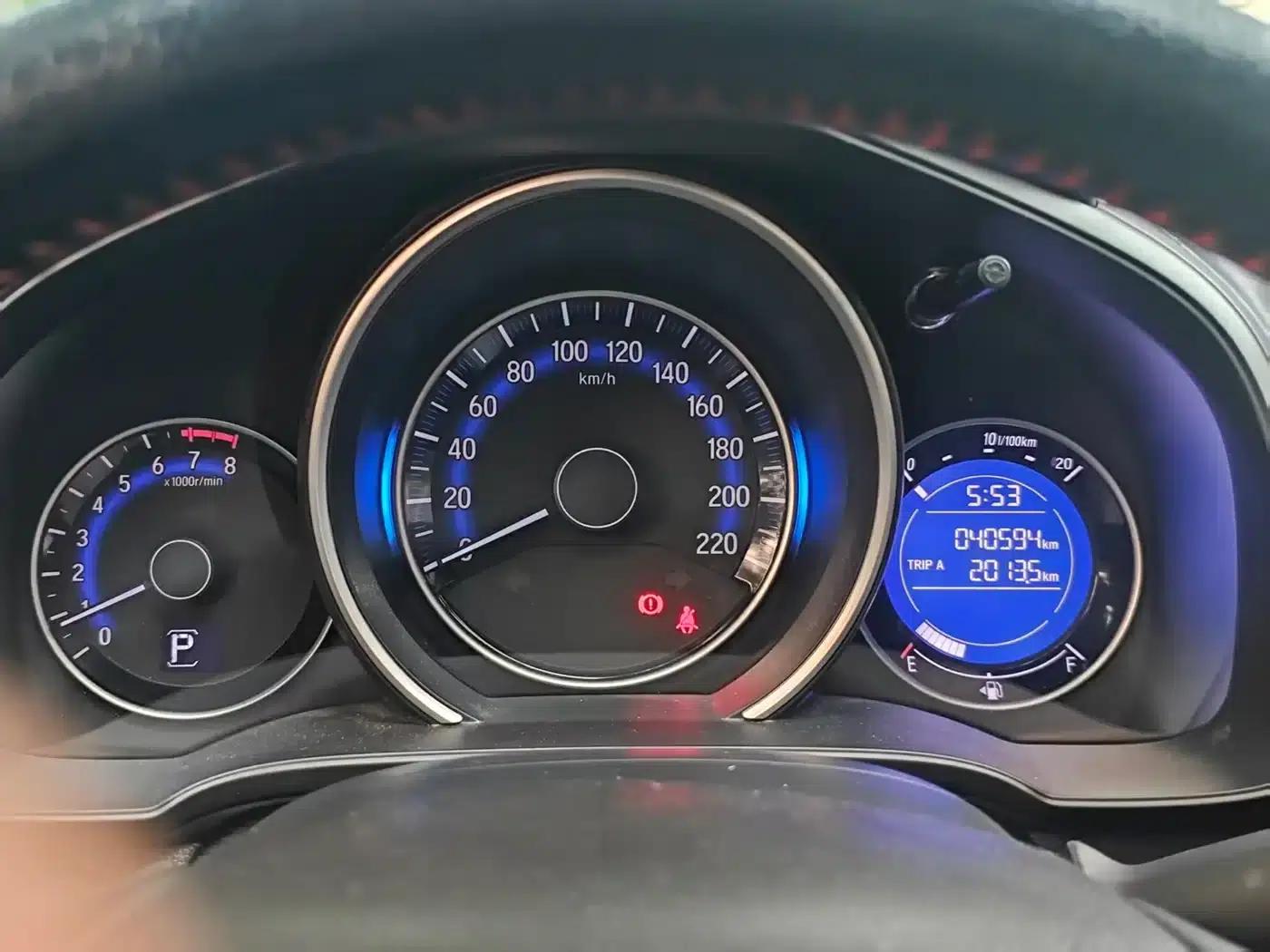 Honda Fit 2018 1.5L CVT Sport+ Edition — миниатюра 13