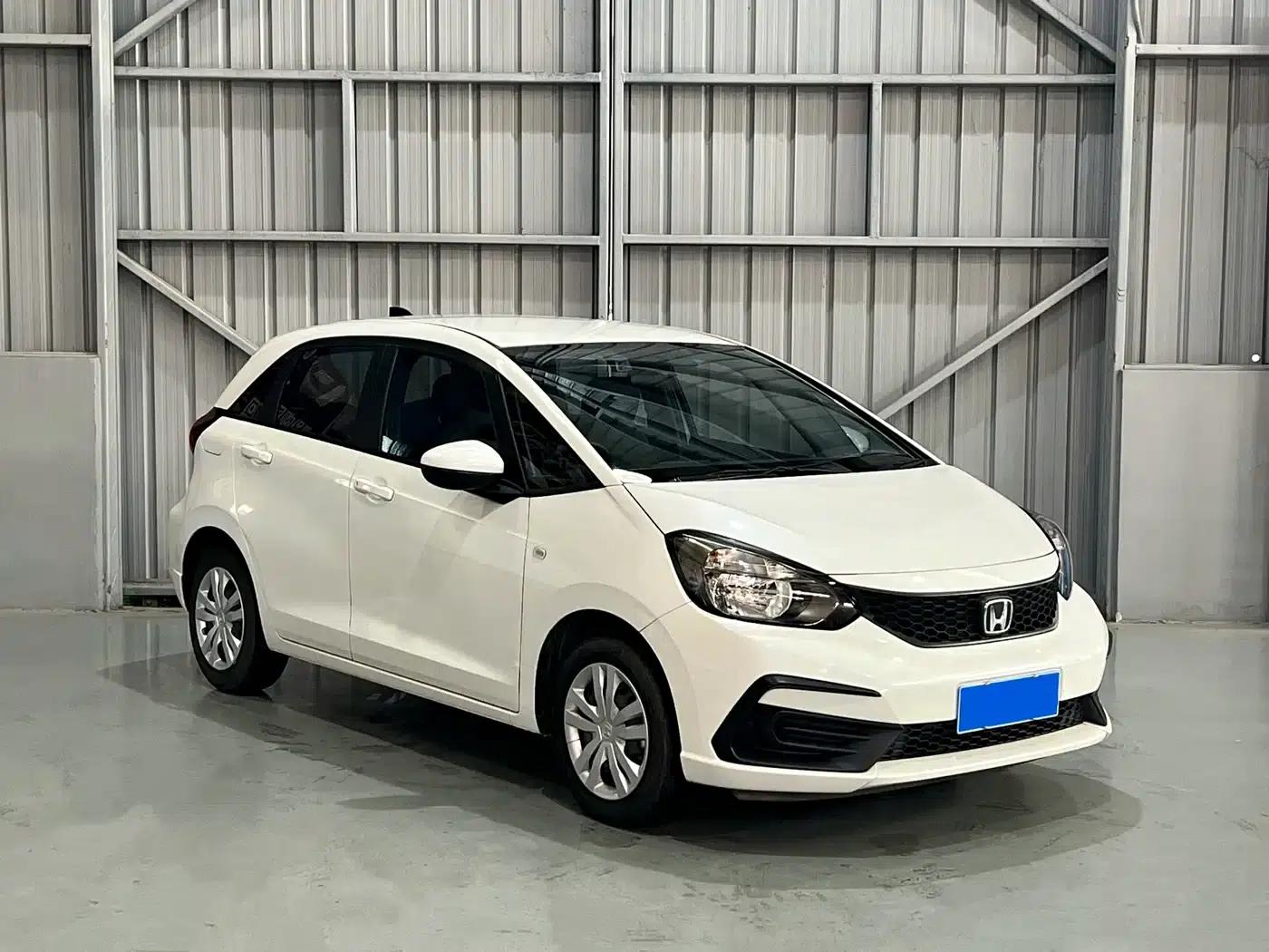 Honda Fit 2023 1.5L CVT Trend Edition — миниатюра 3