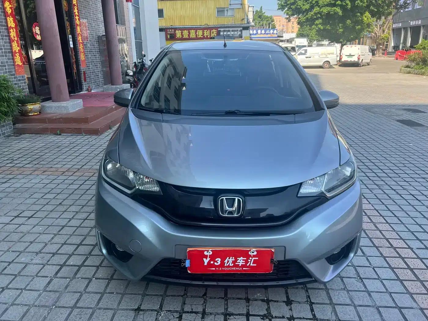 Honda Fit 2016 1.5L LX CVT Comfort — миниатюра 2