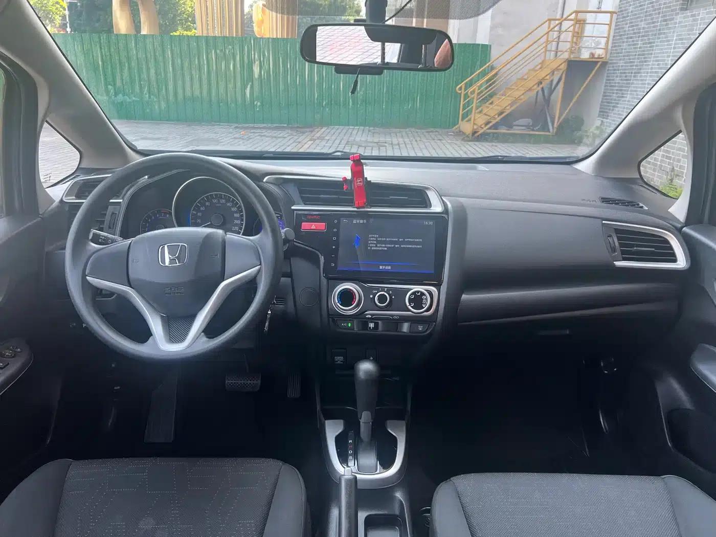 Honda Fit 2016 1.5L LX CVT Comfort — миниатюра 15