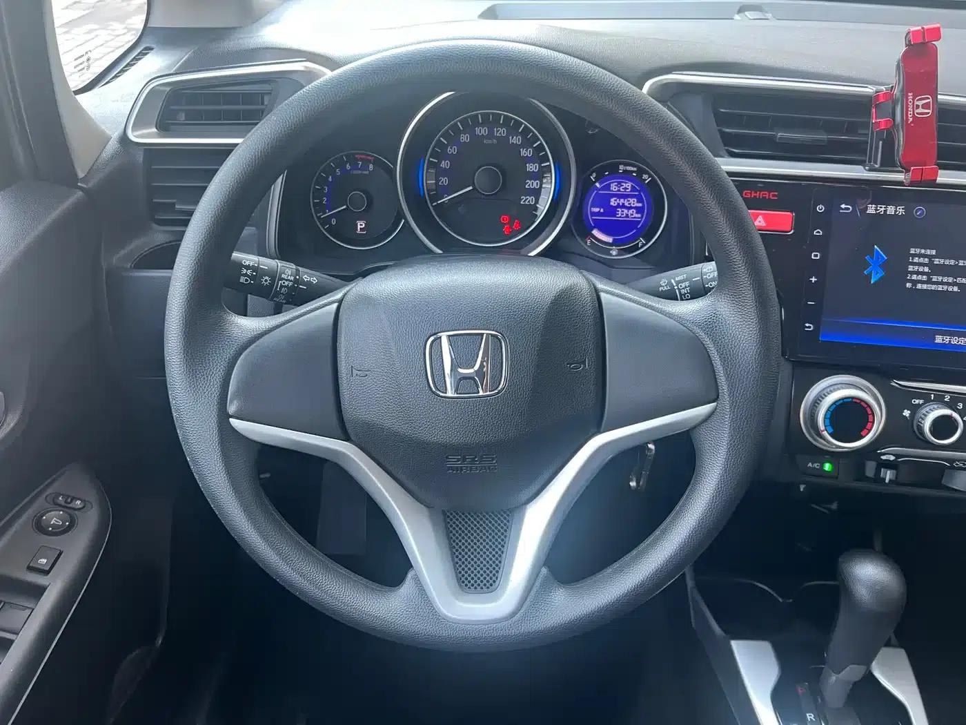 Honda Fit 2016 1.5L LX CVT Comfort — миниатюра 17