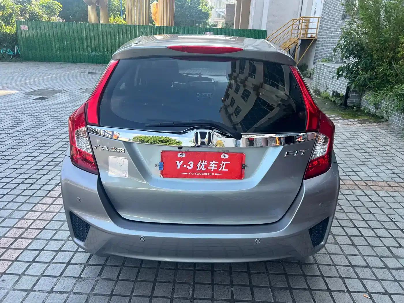 Honda Fit 2016 1.5L LX CVT Comfort — миниатюра 19