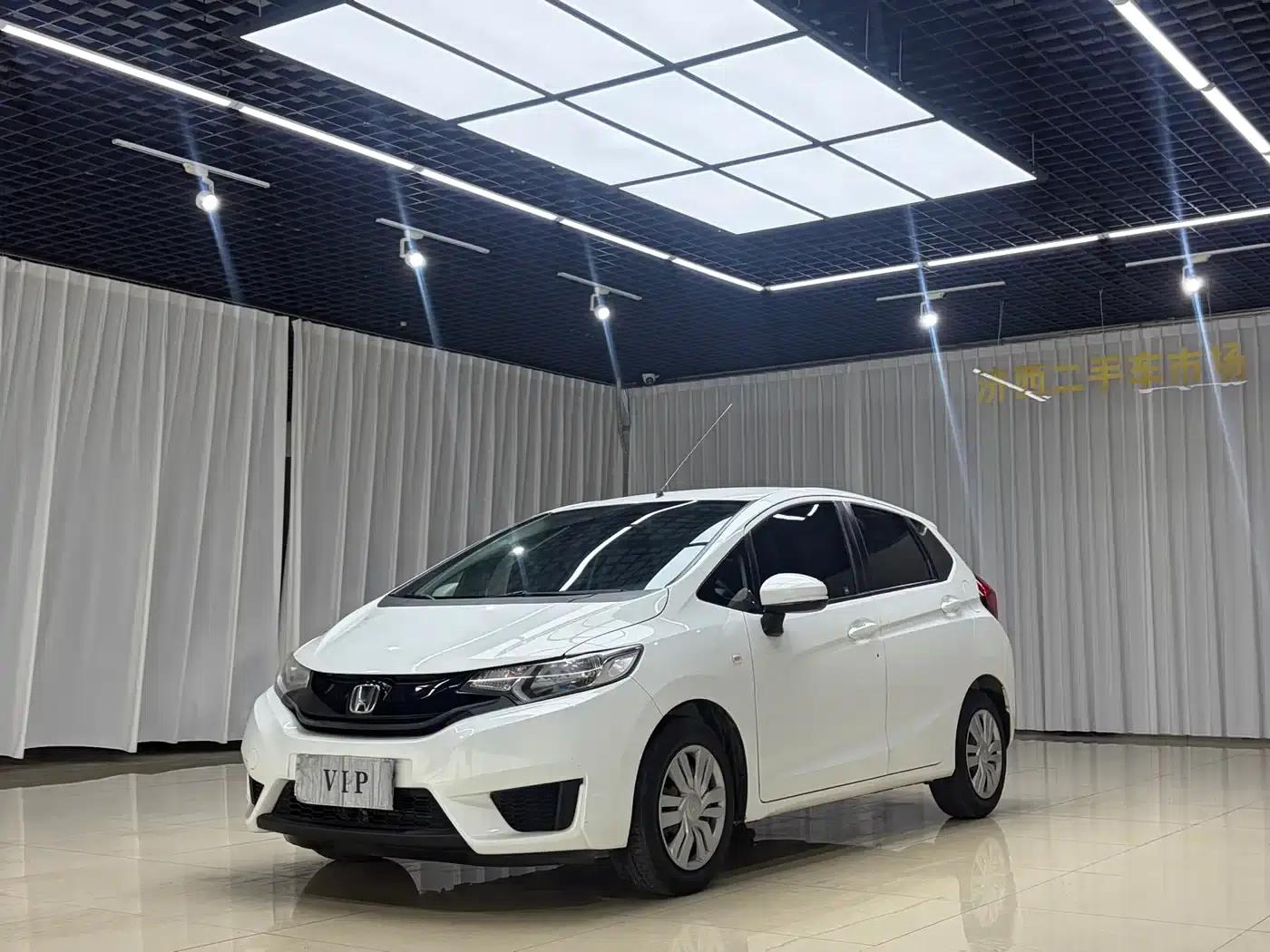 Honda Fit 2014 1.5L LX Manual Comfort Model — миниатюра 1