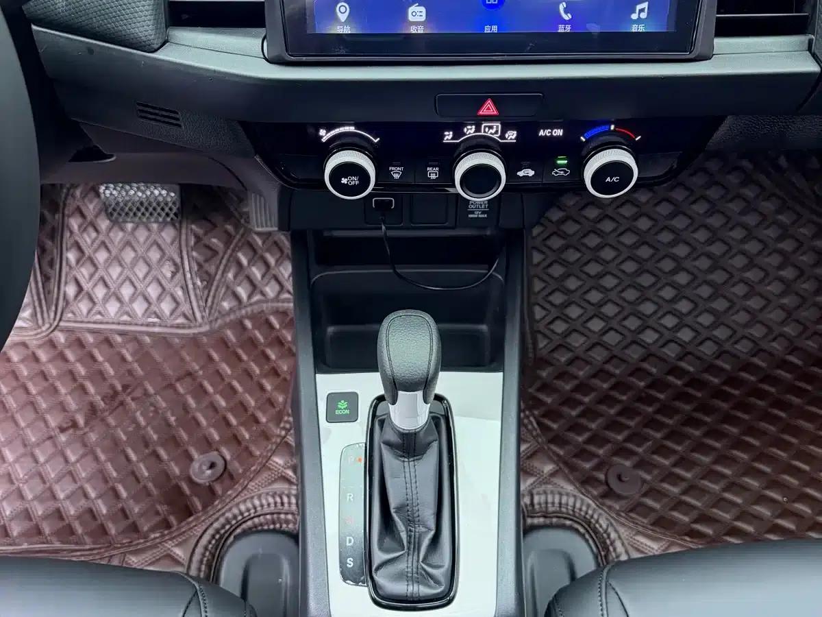 Honda Fit 2022 1.5L CVT Trendy Sunroof Edition — миниатюра 12