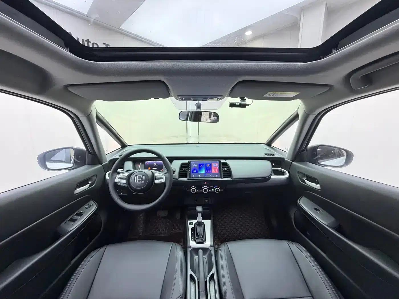 Honda Fit 2022 1.5L CVT Trendy Sunroof Edition — миниатюра 16