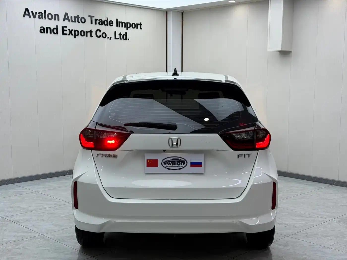 Honda Fit 2022 1.5L CVT Trendy Sunroof Edition — миниатюра 5