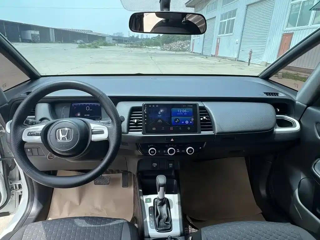 Honda Fit 2022 1.5L CVT Trendy Sunroof Edition — миниатюра 9
