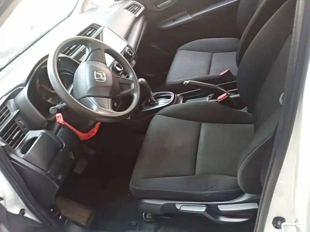 Honda Fit 2018 1.5L CVT Comfort Edition — миниатюра 15