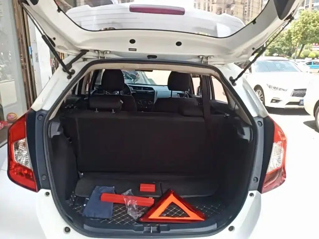 Honda Fit 2018 1.5L CVT Comfort Edition — миниатюра 19