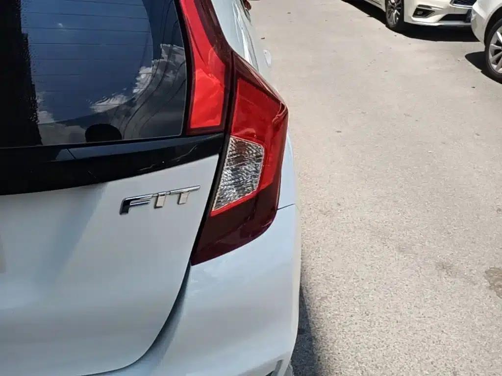 Honda Fit 2018 1.5L CVT Comfort Edition — миниатюра 8