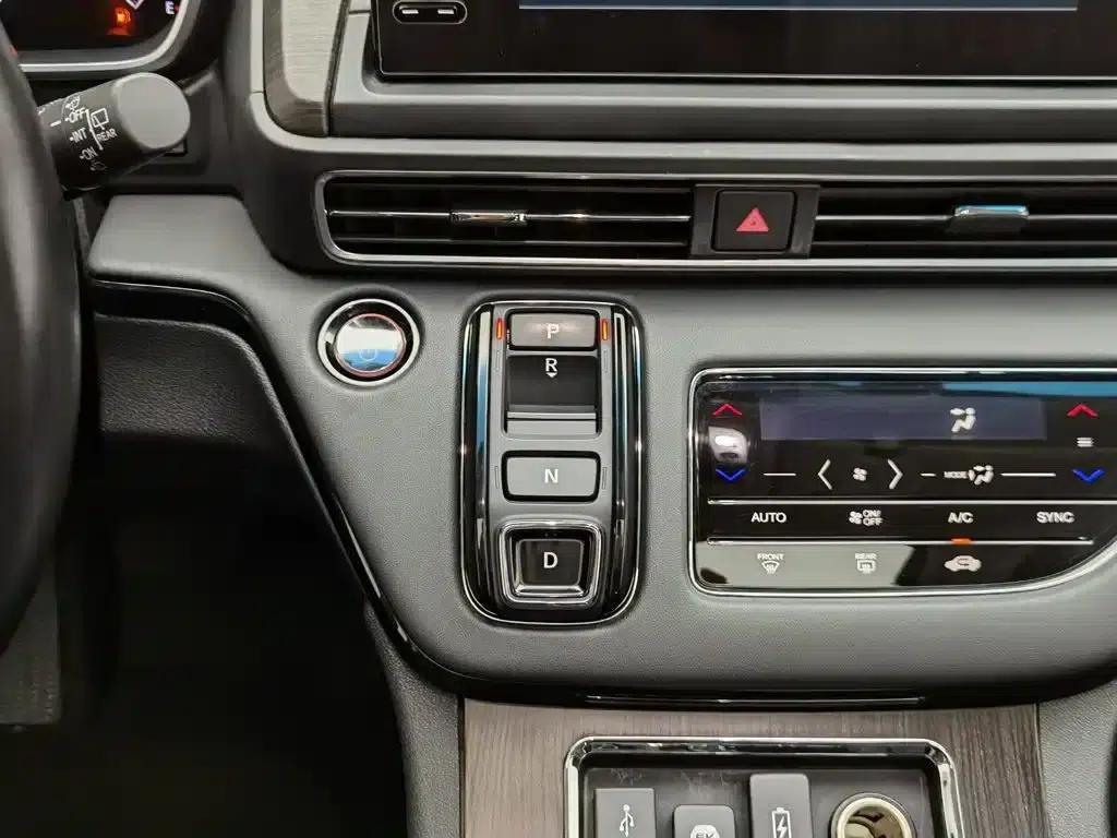Elysion 2022 2.0L e:HEV Luxury First Edition — миниатюра 13