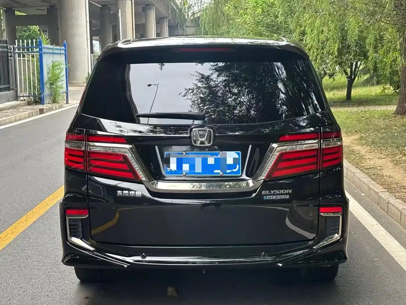 Elysion 2019 2.0L Hybrid Luxury Edition — миниатюра 5