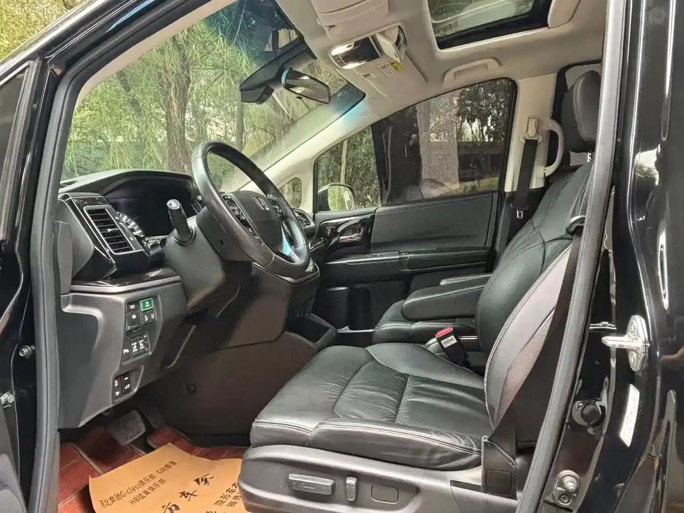 Elysion 2019 2.0L Hybrid Luxury Edition — миниатюра 6