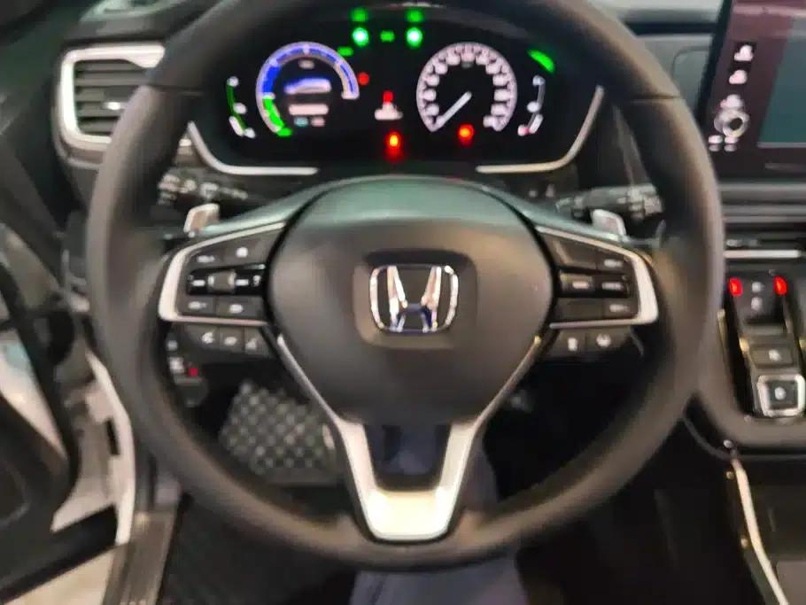 Elysion 2022 2.0L e:HEV Luxury Edition — миниатюра 15