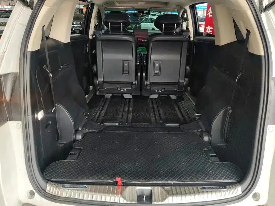Elysion 2022 2.0L e:HEV Luxury Edition — миниатюра 4