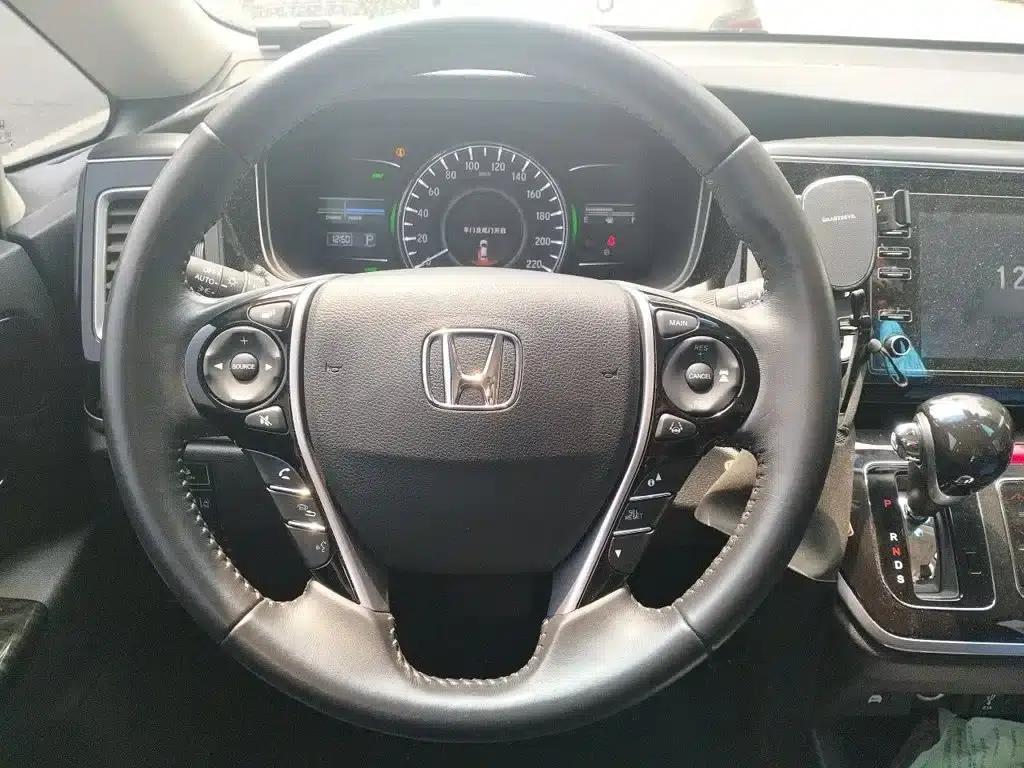 Elysion 2019 2.0L Hybrid Luxury Edition — миниатюра 3