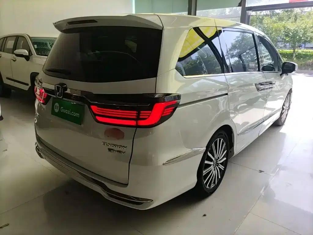 Elysion 2022 2.0L e:HEV Luxury First Edition — миниатюра 7