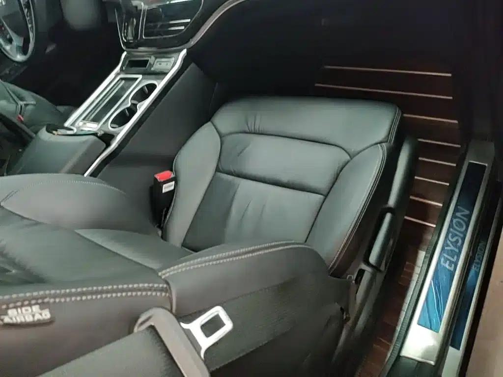 Elysion 2019 2.0L Hybrid Luxury Edition — миниатюра 25
