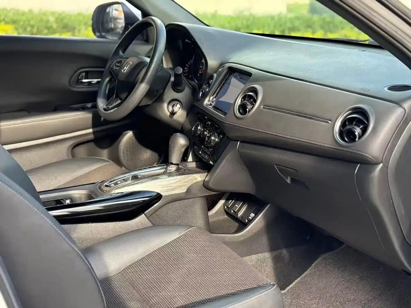 Honda XR-V 2017 1.5L LXi CVT Classic Edition — миниатюра 11