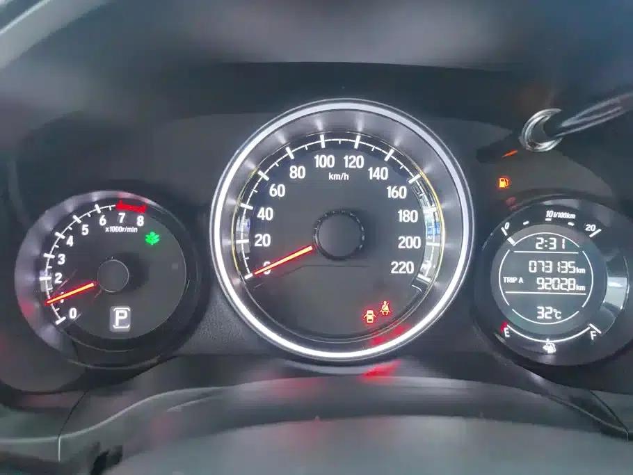 Honda XR-V 2017 1.5L LXi CVT Classic Edition — миниатюра 14