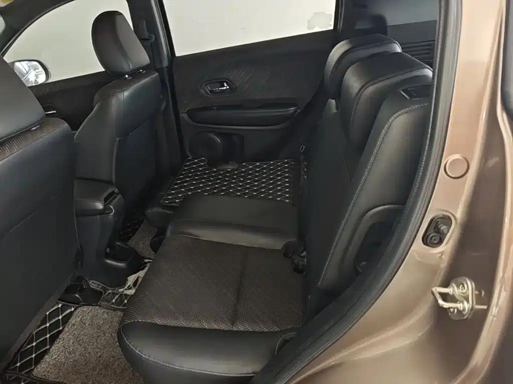 Honda XR-V 2017 1.5L LXi CVT Classic Edition — миниатюра 17