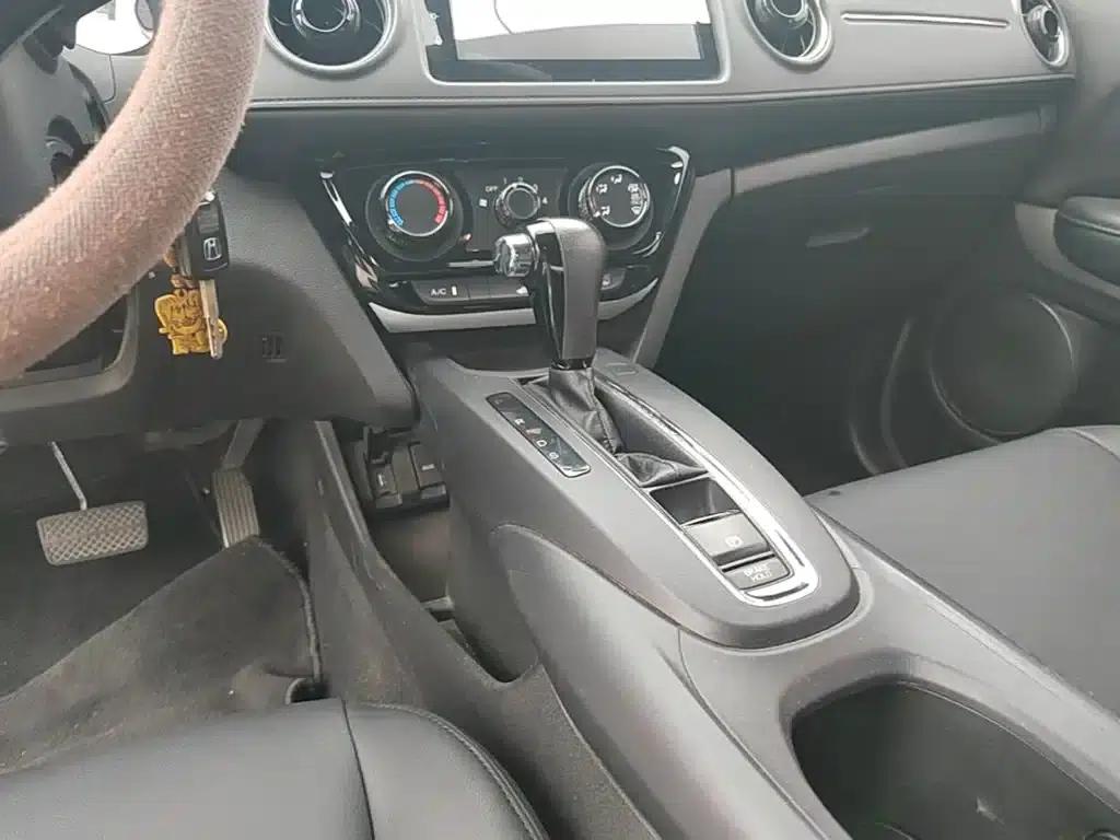 Honda XR-V 2015 1.5L LXi CVT Classic Edition — миниатюра 14