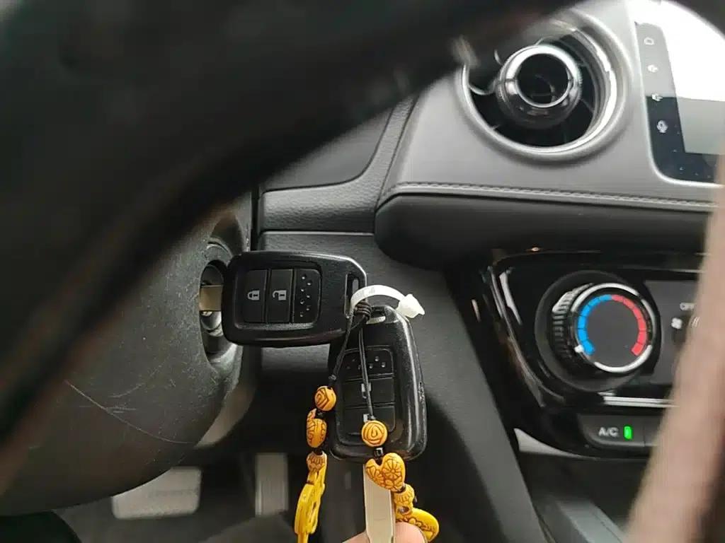 Honda XR-V 2015 1.5L LXi CVT Classic Edition — миниатюра 9
