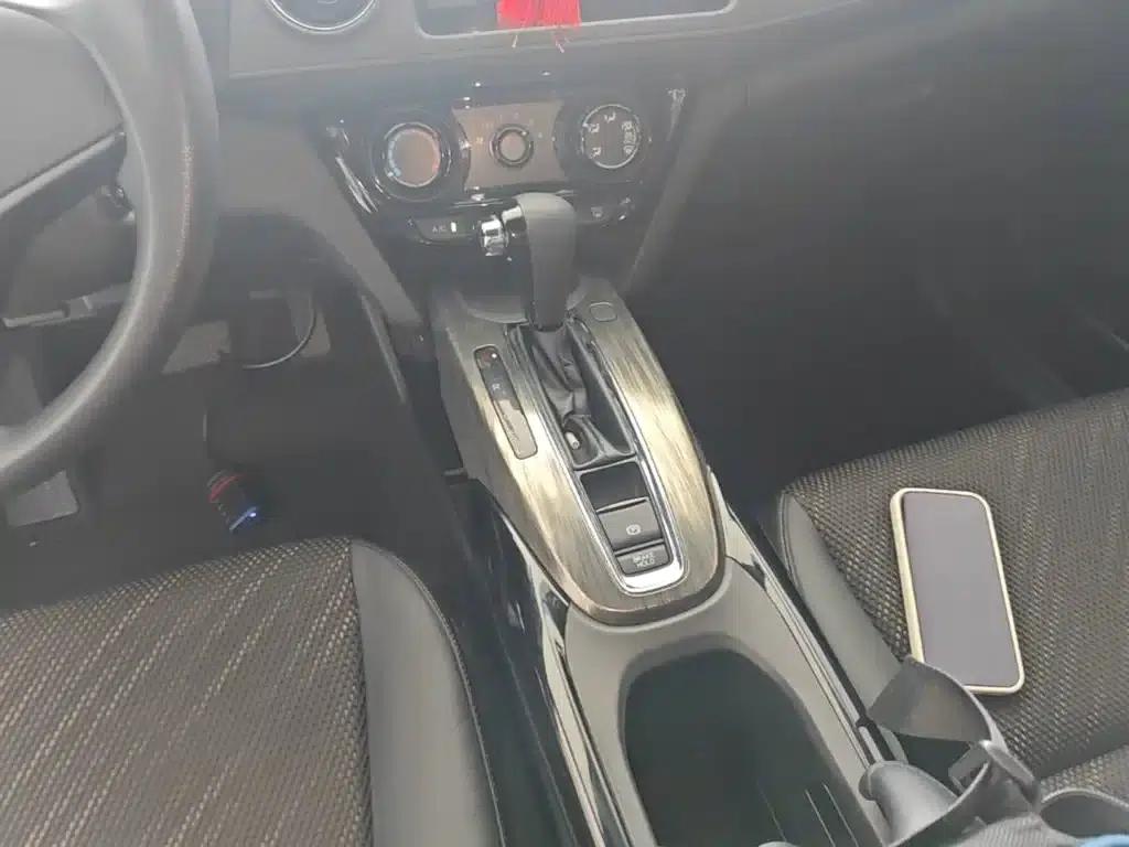 Honda XR-V 2017 1.5L LXi CVT Classic Edition — миниатюра 14