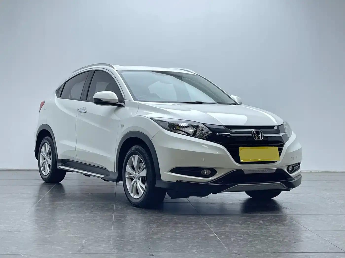 Vezel 2015 1.8L CVT 2WD Elite — миниатюра 20