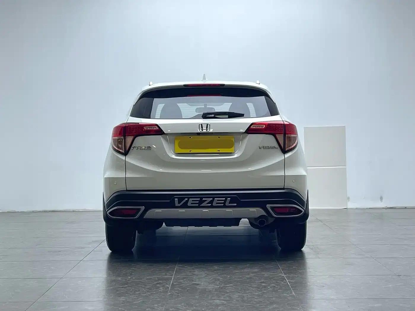 Vezel 2015 1.8L CVT 2WD Elite — миниатюра 4
