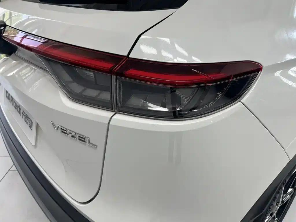 Vezel 2023 1.5L CVT Tech Edition — миниатюра 15