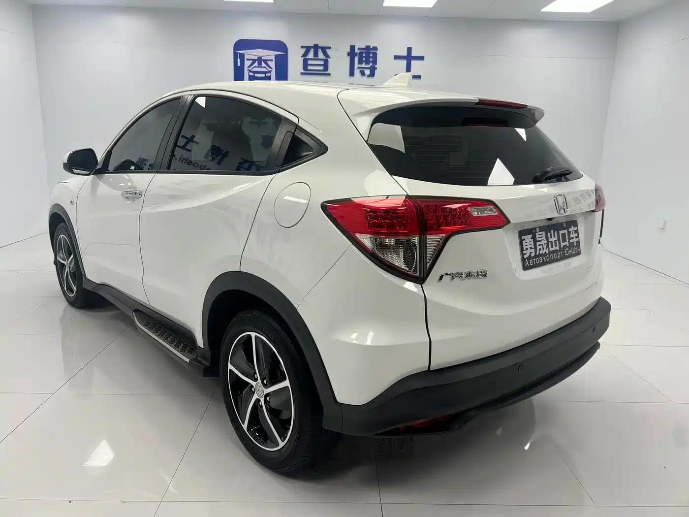 Vezel 2022 1.5L CVT Elite Smart Edition — миниатюра 6