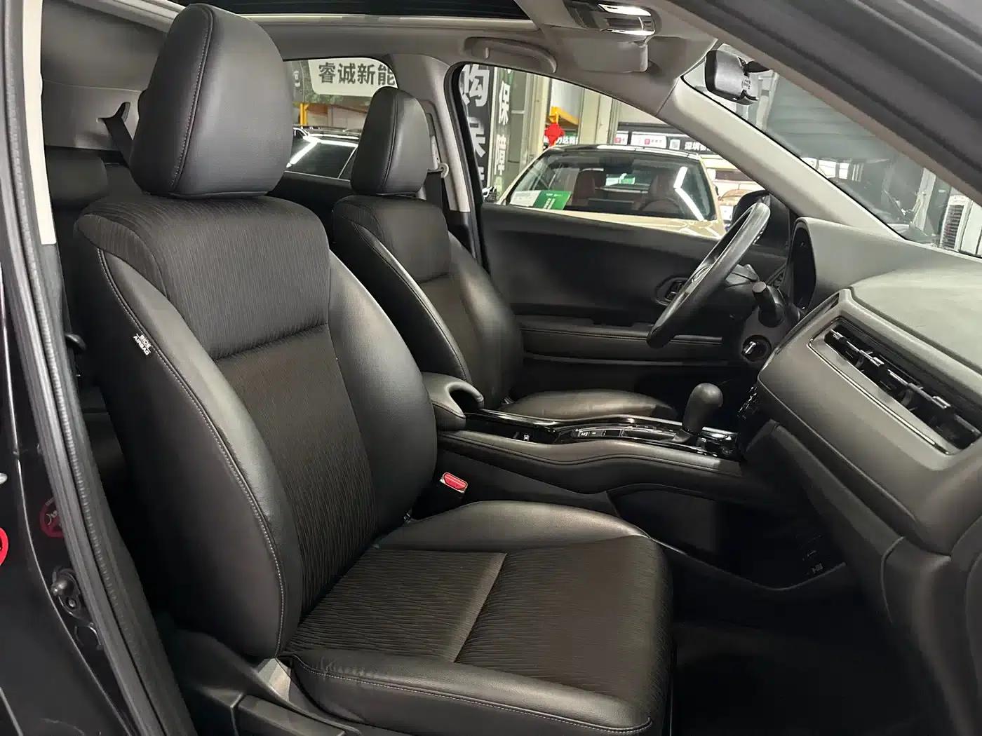 Vezel 2020 1.5L CVT Pioneer Edition — миниатюра 11