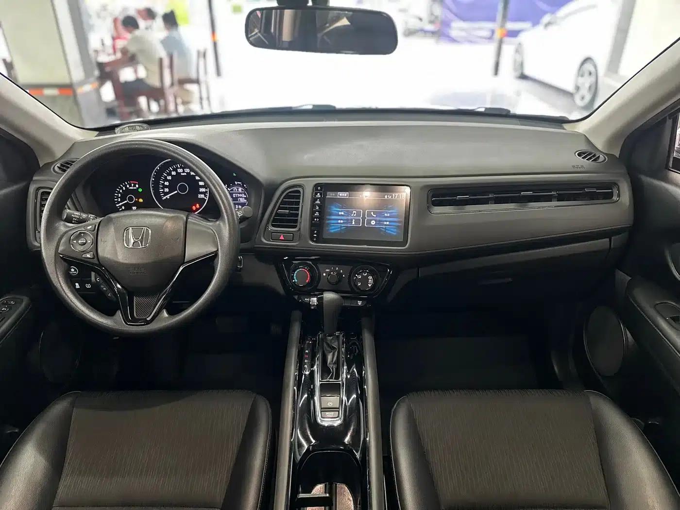 Vezel 2020 1.5L CVT Pioneer Edition — миниатюра 13