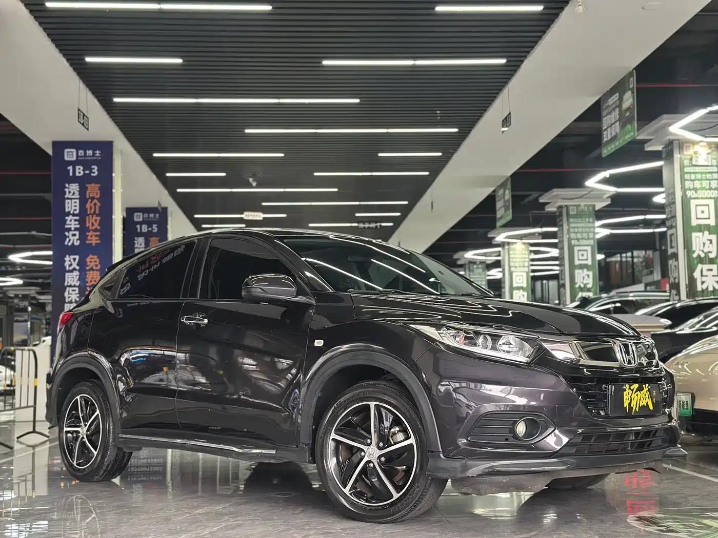 Vezel 2020 1.5L CVT Pioneer Edition — миниатюра 3