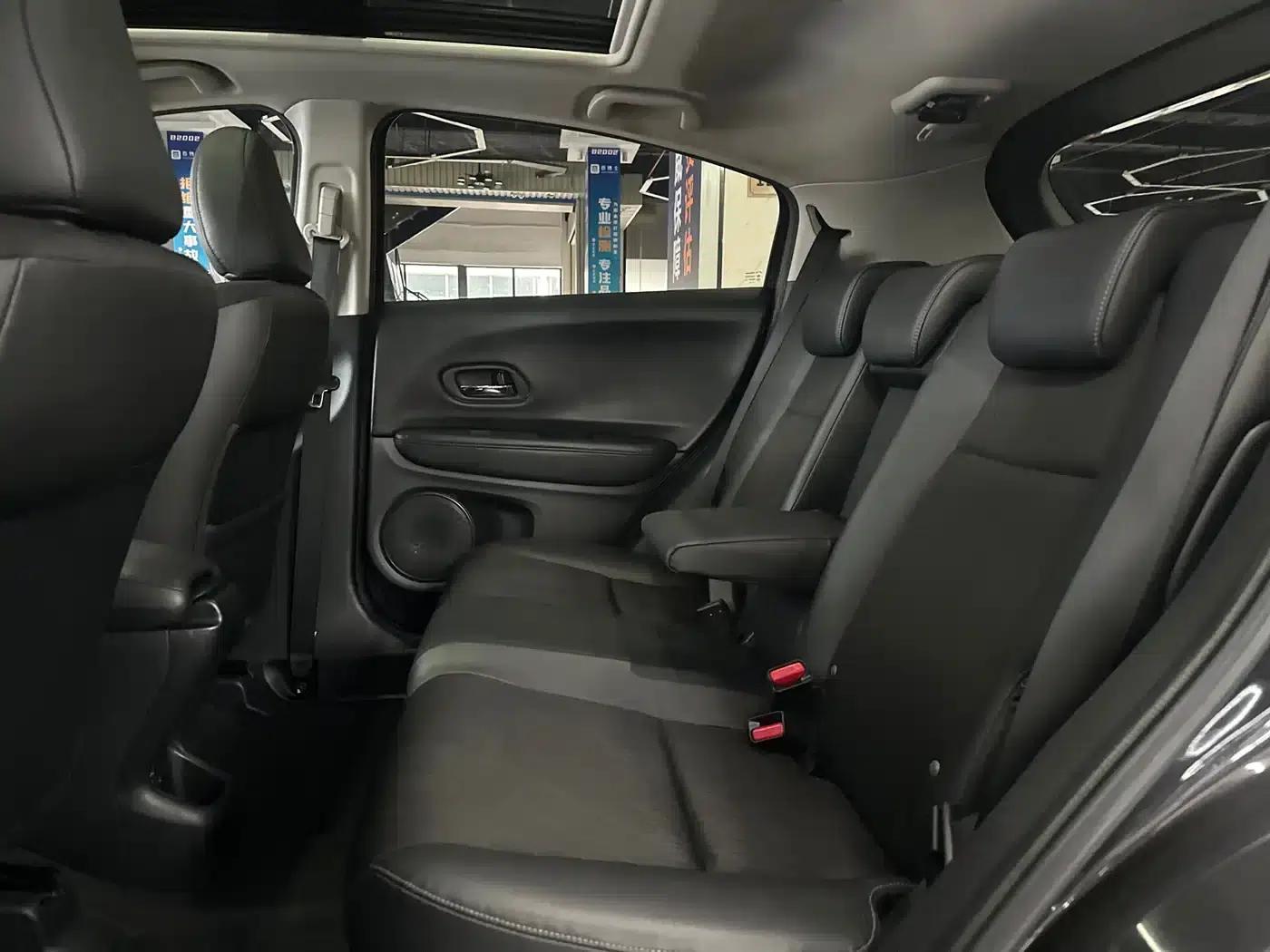 Vezel 2020 1.5L CVT Pioneer Edition — миниатюра 10