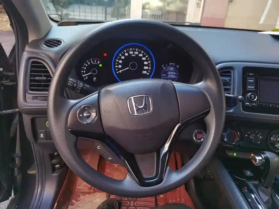Vezel 2017 1.8L CVT 2WD Pioneer Edition — миниатюра 15